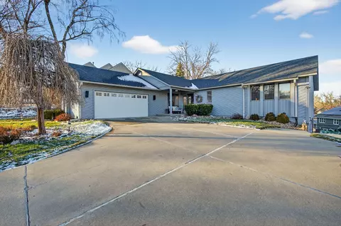 2907 Thornton Ave, Des Moines, IA 50321