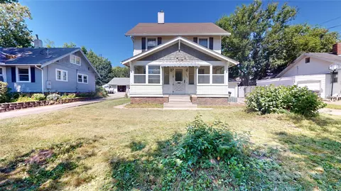 736 Guthrie Ave, Des Moines, IA 50316