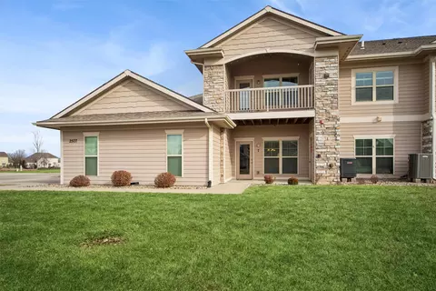 2507 NE Oak Dr #7, Ankeny, IA 50021