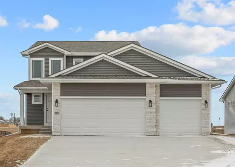 408 NE Madison Ave, Elkhart, IA 50073