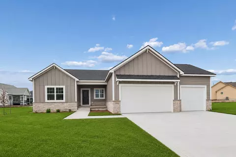 1809 NE Pine Lake Cir, Ankeny, IA 50021