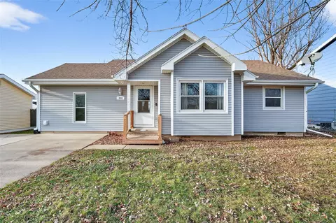 504 11th Ct SE, Bondurant, IA 50035