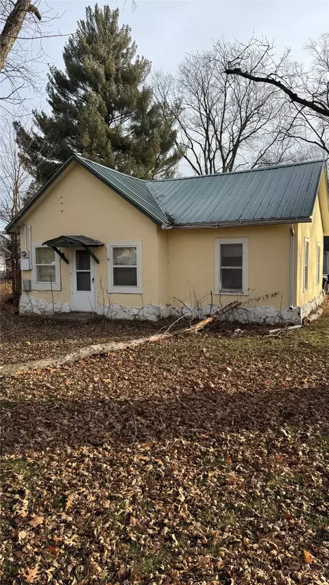 714 Clark St, Redfield, IA 50233