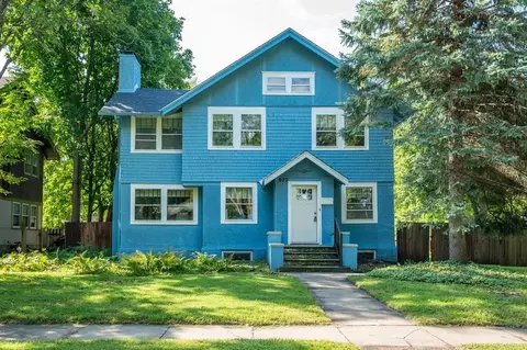 822 7th St, Ames, IA 50010