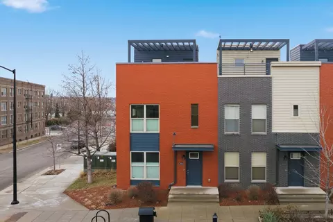 1604 Ingersoll Ave, Des Moines, IA 50309