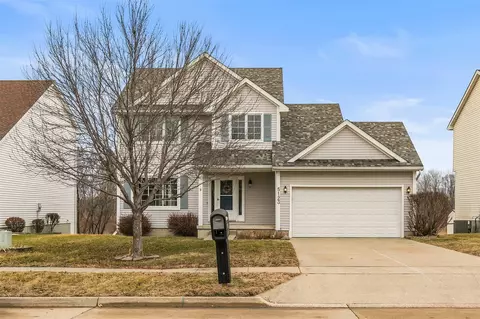 5123 68th St, Urbandale, IA 50322