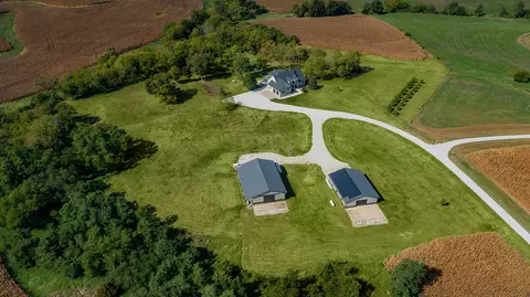 1878 158th Ct, Earlham, IA 50072