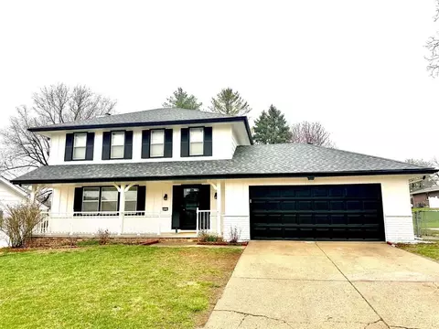 7613 Prairie Ave, Urbandale, IA 50322