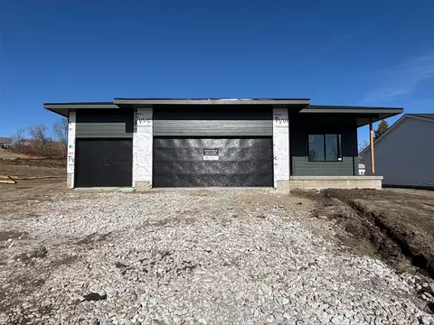 601 Walker St, Polk City, IA 50226