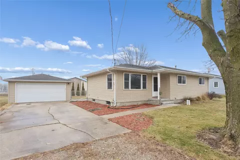 803 W James St, Prairie City, IA 50228