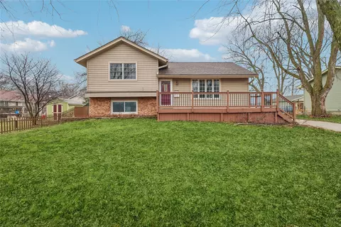 717 NW Linden St, Ankeny, IA 50023