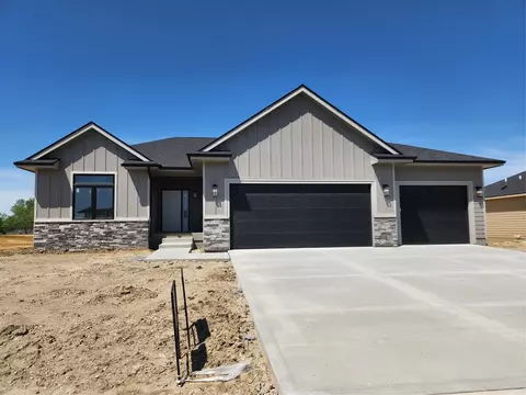 3308 SE Bannister Dr, Ankeny, IA 50021