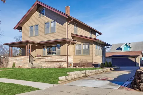 226 N Russell Ave, Ames, IA 50010