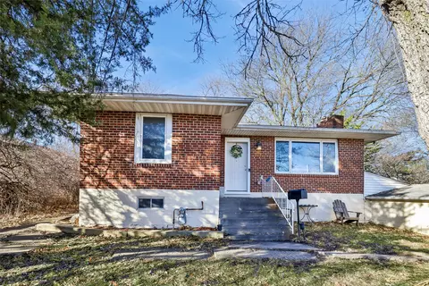 2000 SW 1st St, Des Moines, IA 50315