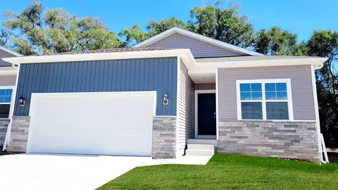 2609 E 50th Ct, Des Moines, IA 50317