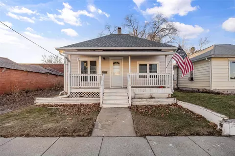 108 S Main St, Madrid, IA 50156