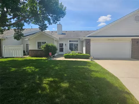 5451 Longview Ct #6, Johnston, IA 50131