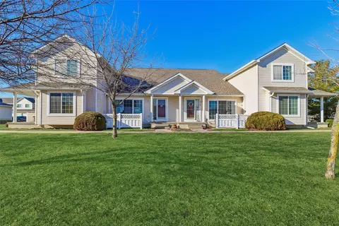 330 SE Whitetail Ln, Waukee, IA 50263
