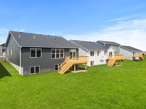 Exterior - 4303 NE 3rd St, Ankeny, IA 50021 photo 4 of 5