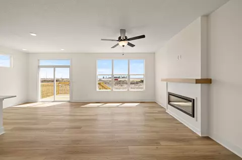 Living - 4303 NE 3rd St, Ankeny, IA 50021 photo 2 of 7