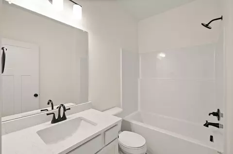 Bath - 4303 NE 3rd St, Ankeny, IA 50021 photo 1 of 2