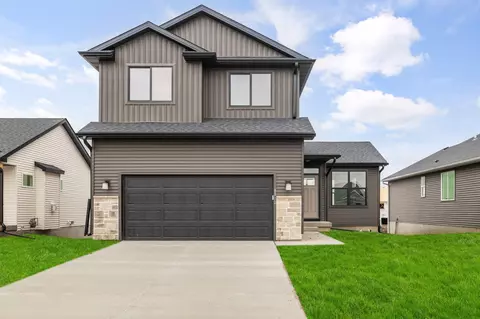 4302 NE 3rd St, Ankeny, IA 50021