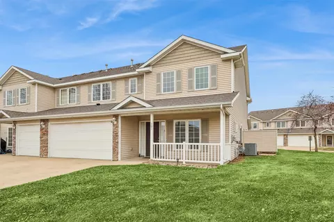 2101 Meadow Ct #701, Des Moines, IA 50320