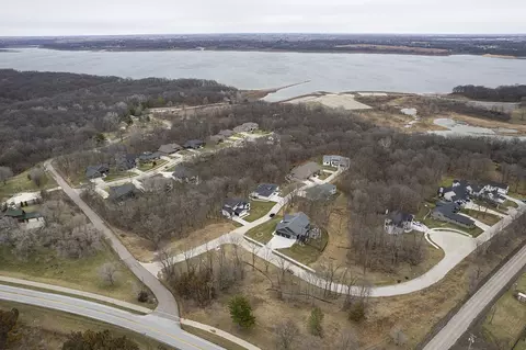 6255 Pinnacle Pl, Johnston, IA 50131