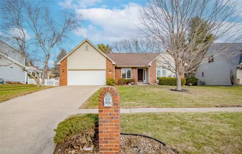 517 58th St, West Des Moines, IA 50266