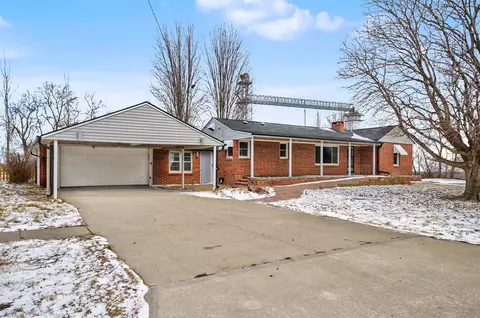312 E 1st St, Woodward, IA 50276