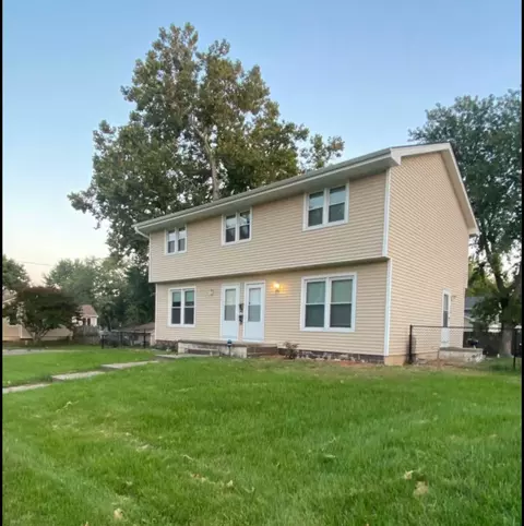 1200 1204 Watrous Ave, Des Moines, IA 50315
