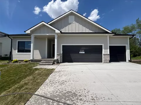 505 Walker St, Polk City, IA 50226