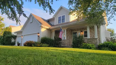 15148 Beechwood Ave, Clive, IA 50325