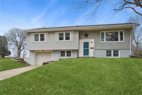310 S Conrey St, Knoxville, IA 50138
