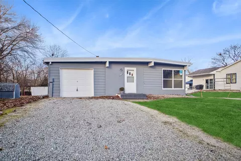 509 Snyder Ave, Norwalk, IA 50211