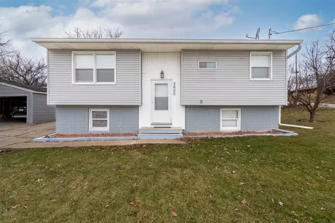 5600 SE 4th St, Des Moines, IA 50315