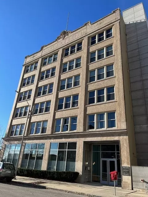 112 11th St #601, Des Moines, IA 50309