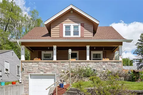 306 E 13th St N, Newton, IA 50208