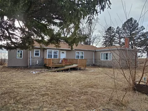 130 325th St, Perry, IA 50220