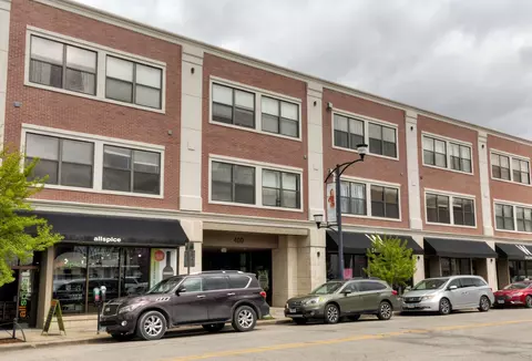 400 E Locust St #308, Des Moines, IA 50309