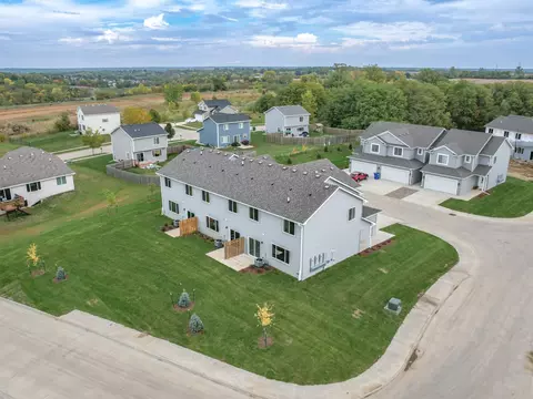 7000 Lake Ridge Ave #1, Des Moines, IA 50320