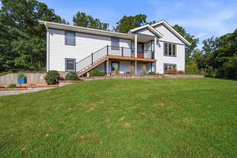 2610 Forest Dr, Knoxville, IA 50138
