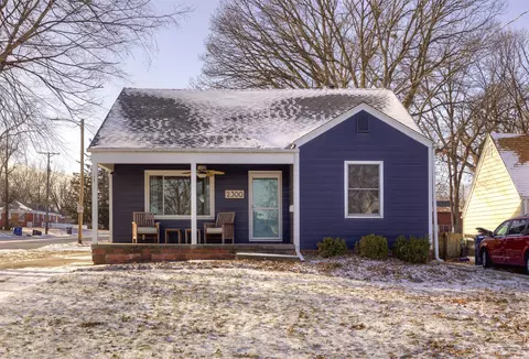 2300 33rd St, Des Moines, IA 50310
