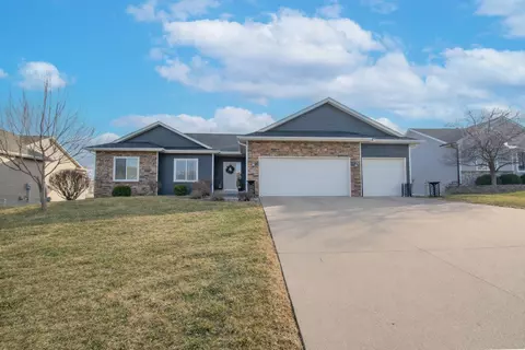 2408 NE 12th St, Grimes, IA 50111