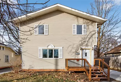 2118 37th St, Des Moines, IA 50310