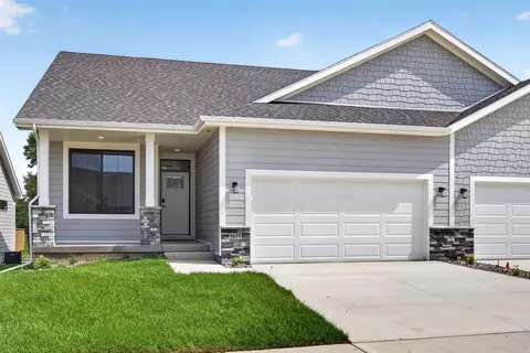 1619 Garland Ave, Norwalk, IA 50211