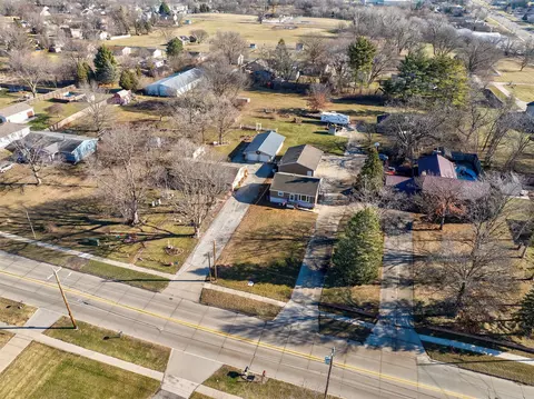 705 17th Ave SW, Altoona, IA 50009