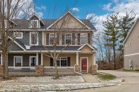 264 SE Booth Ave, Waukee, IA 50263