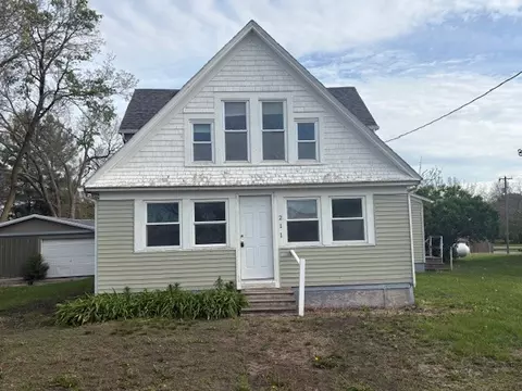 211 2nd St, Murray, IA 50174