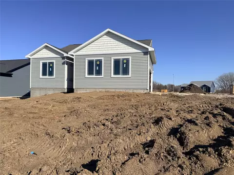 1007 Polk St, De Soto, IA 50069